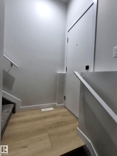 6379 King Wynd, Edmonton, AB - Indoor Photo Showing Other Room