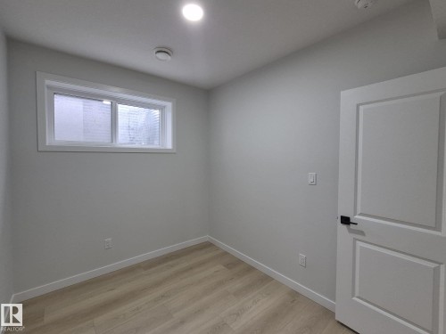 6379 King Wynd, Edmonton, AB - Indoor Photo Showing Other Room