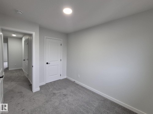 6379 King Wynd, Edmonton, AB - Indoor Photo Showing Other Room