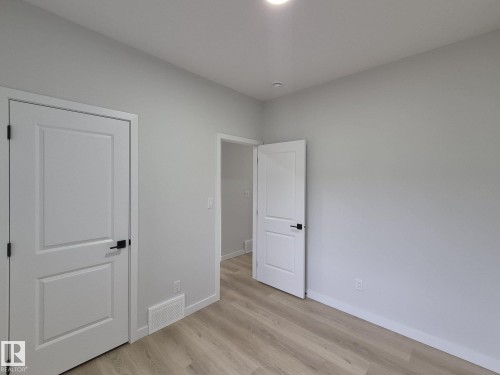6379 King Wynd, Edmonton, AB - Indoor Photo Showing Other Room