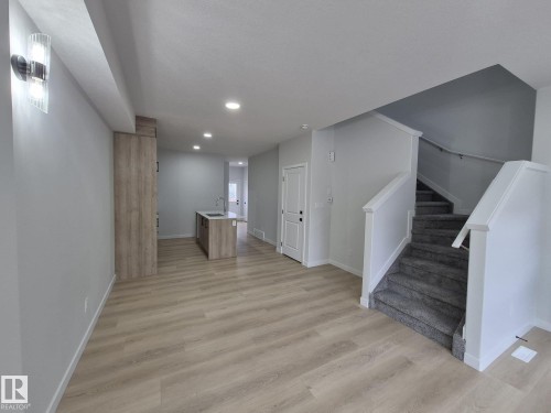 6379 King Wynd, Edmonton, AB - Indoor Photo Showing Other Room