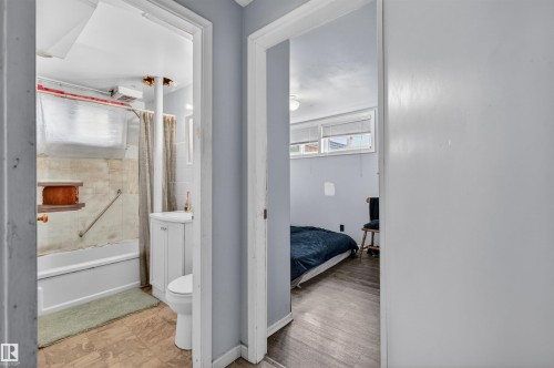 13631 119 Avenue, Edmonton, AB - Indoor