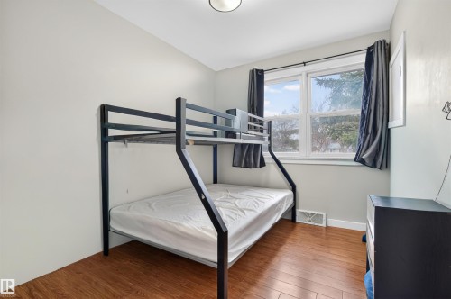 13631 119 Avenue, Edmonton, AB - Indoor Photo Showing Bedroom
