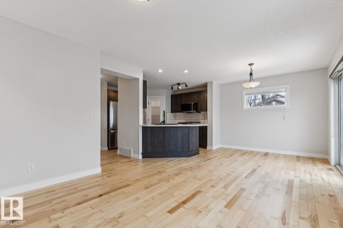 323 Avena Link, Leduc, AB - Indoor