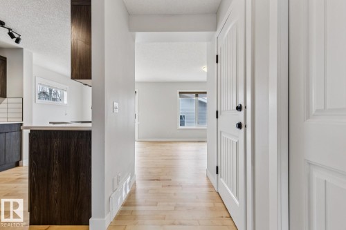 323 Avena Link, Leduc, AB - Indoor Photo Showing Other Room