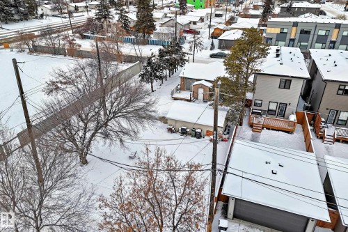 Snowy aerial view featuring a residential view - 15515 92A Avenue, Edmonton, AB - Outdoor
