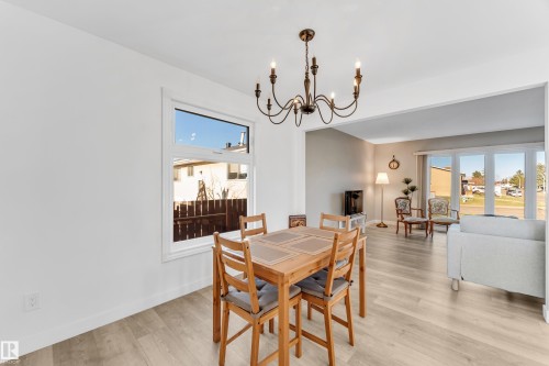 2404 80 Street, Edmonton, AB - Indoor Photo Showing Dining Room
