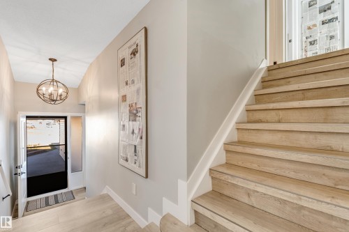 2404 80 Street, Edmonton, AB - Indoor Photo Showing Other Room