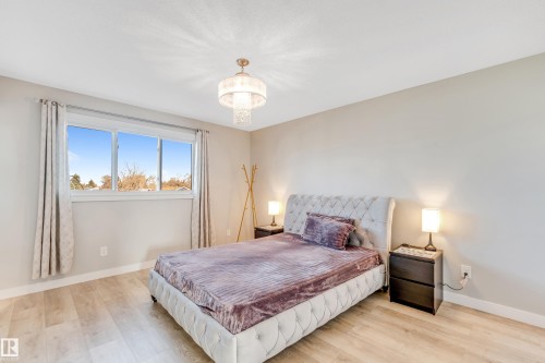2404 80 Street, Edmonton, AB - Indoor Photo Showing Bedroom