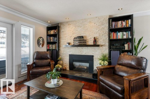 25 Mount Royal Drive, St. Albert, AB - Indoor Photo Showing Living Room With Fireplace