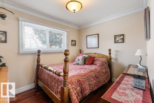 25 Mount Royal Drive, St. Albert, AB - Indoor Photo Showing Bedroom
