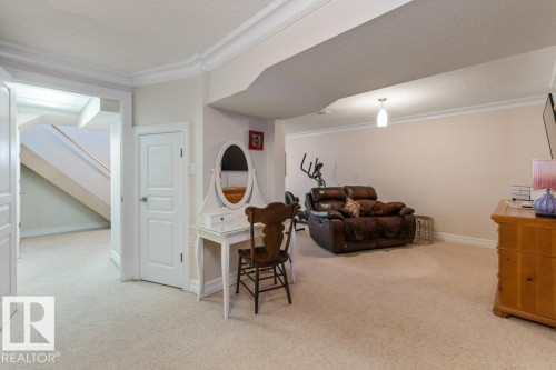 25 Mount Royal Drive, St. Albert, AB - Indoor