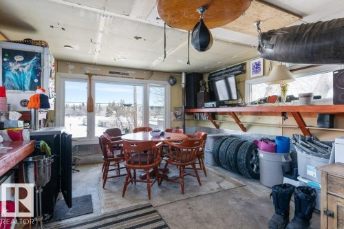 25 Mount Royal Drive, St. Albert, AB - Indoor