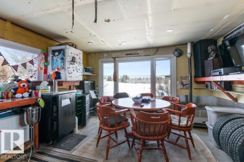 25 Mount Royal Drive, St. Albert, AB - Indoor Photo Showing Dining Room