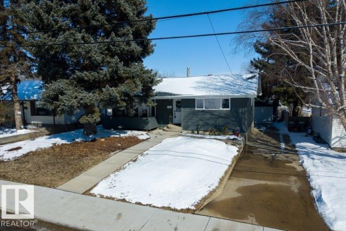 25 Mount Royal Drive, St. Albert, AB - Outdoor