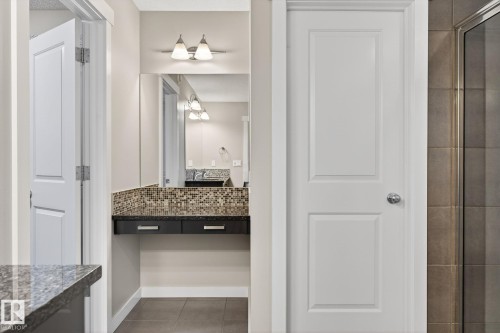 20620 131 Avenue, Edmonton, AB - Indoor Photo Showing Bathroom