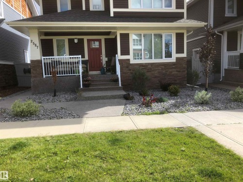 2587 Pegasus Boulevard, Edmonton, AB 
