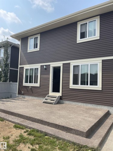 2587 Pegasus Boulevard, Edmonton, AB 