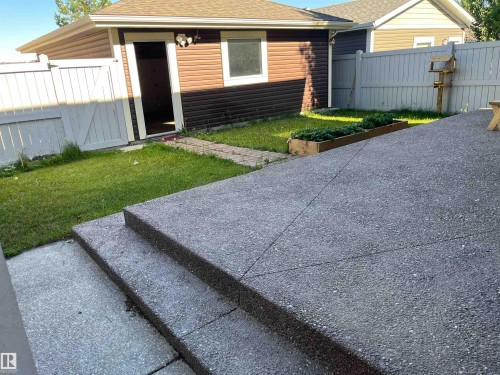 2587 Pegasus Boulevard, Edmonton, AB 