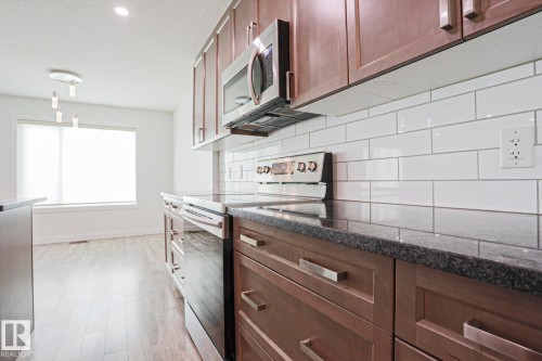 2587 Pegasus Boulevard, Edmonton, AB 