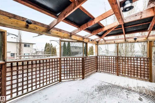 322 Wild Rose Way, Edmonton, AB - 