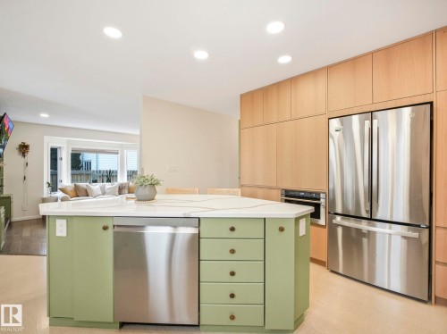 5609 56A Street, Beaumont, AB - Indoor Photo Showing Kitchen
