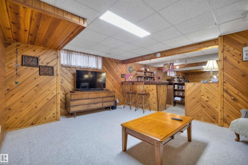 8649 27 Avenue, Edmonton, AB - Indoor