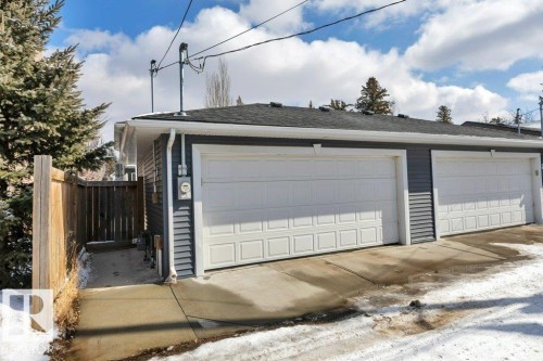 Double Detached garage with new insulation and drywall this year. - 9540 142 Street, Edmonton, AB - Outdoor