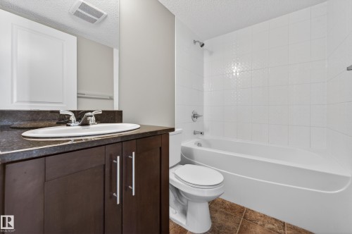 404 5370 Chappelle Road, Edmonton, AB - Indoor Photo Showing Bathroom