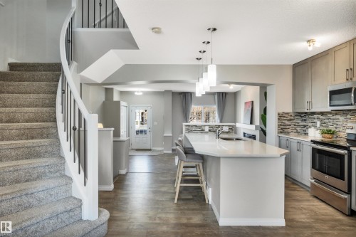 1271 Chappelle Boulevard, Edmonton, AB - Indoor Photo Showing Kitchen With Stainless Steel Kitchen With Upgraded Kitchen