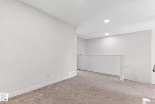107 Garneau Gate, Spruce Grove, AB - Indoor Photo Showing Other Room