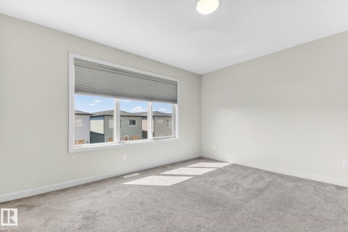 107 Garneau Gate, Spruce Grove, AB - Indoor Photo Showing Other Room