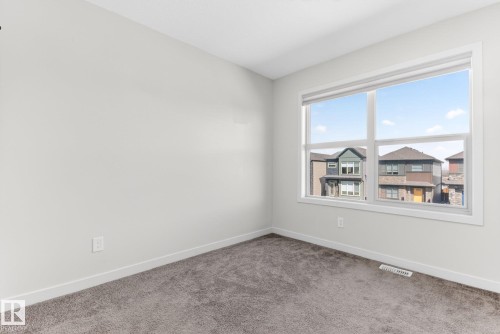 107 Garneau Gate, Spruce Grove, AB - Indoor Photo Showing Other Room