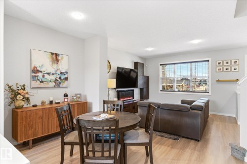 1208 Rosenthal Boulevard, Edmonton, AB - Indoor