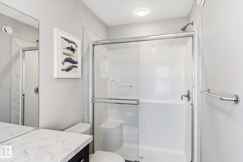 1208 Rosenthal Boulevard, Edmonton, AB - Indoor Photo Showing Bathroom