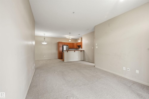 139 2503 Hanna Crescent, Edmonton, AB - Indoor Photo Showing Other Room