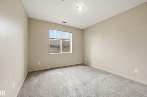 139 2503 Hanna Crescent, Edmonton, AB - Indoor Photo Showing Other Room