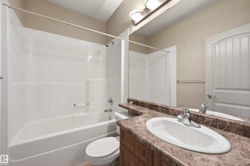 139 2503 Hanna Crescent, Edmonton, AB - Indoor Photo Showing Bathroom