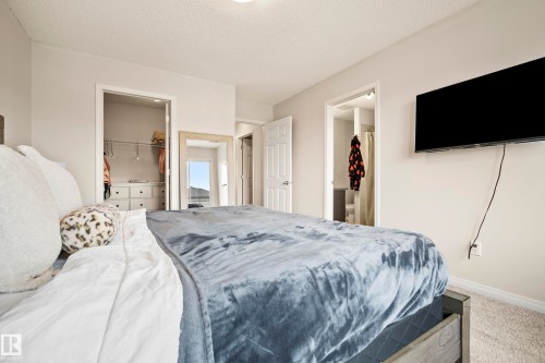 3852 Powell Wynd, Edmonton, AB - Indoor Photo Showing Bedroom