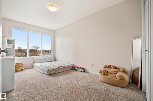 3852 Powell Wynd, Edmonton, AB - Indoor