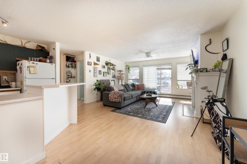 315 10508 119 Street  Edmonton, AB T5H 4M1