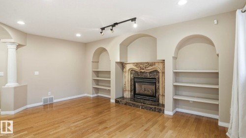 1007 Ormsby Crescent, Edmonton, AB - Indoor With Fireplace