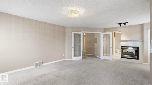 1007 Ormsby Crescent, Edmonton, AB - Indoor Photo Showing Other Room