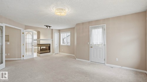 1007 Ormsby Crescent, Edmonton, AB - Indoor With Fireplace