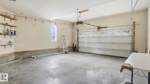 1007 Ormsby Crescent, Edmonton, AB - Indoor Photo Showing Garage