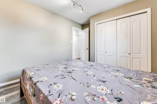 3824 48 Street, Edmonton, AB - Indoor Photo Showing Bedroom