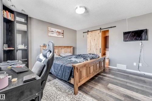 3824 48 Street, Edmonton, AB - Indoor Photo Showing Bedroom