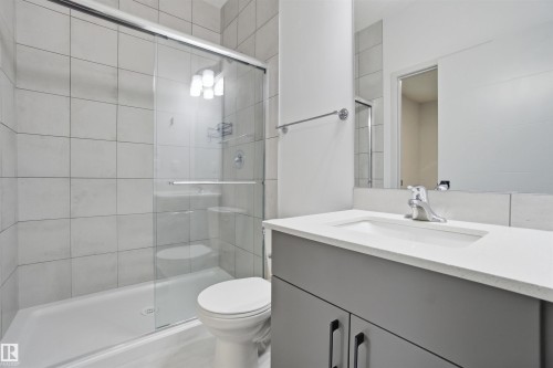 3420 Checknita Terrace, Edmonton, AB - Indoor Photo Showing Bathroom