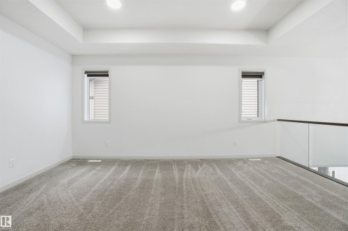 3420 Checknita Terrace, Edmonton, AB - Indoor Photo Showing Other Room