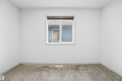 3420 Checknita Terrace, Edmonton, AB - Indoor Photo Showing Other Room